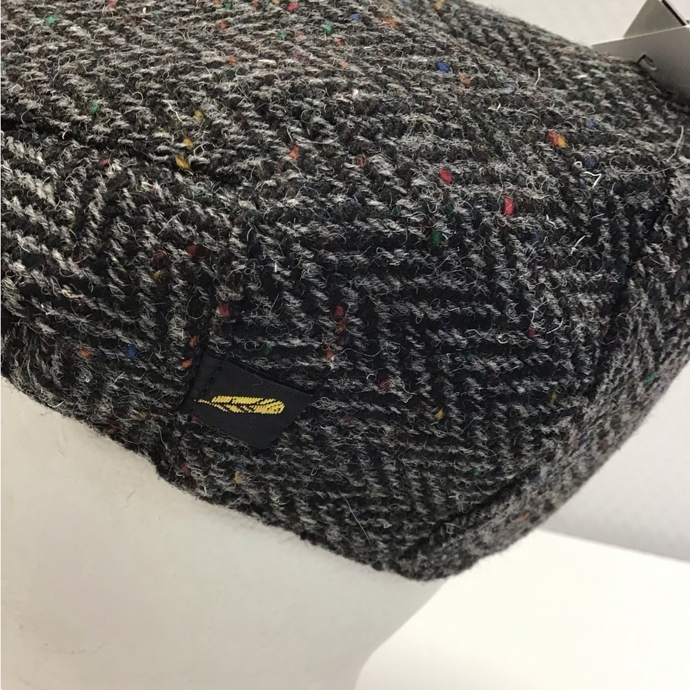 Men's Charcoal Herringbone Cap - Picture 7 of 8